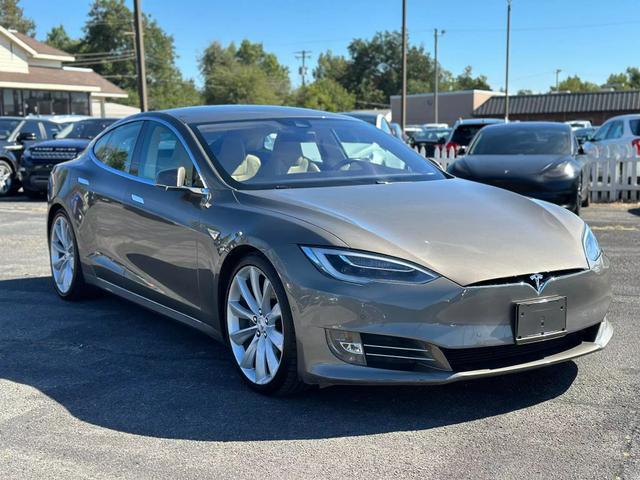 2016 Tesla Model S 90D's photo
