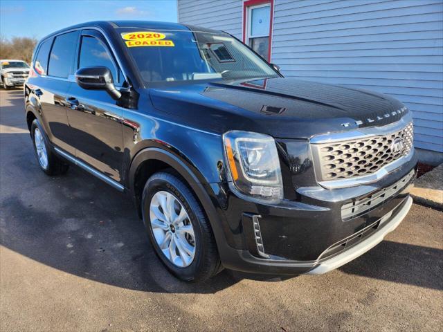 2020 Kia Telluride LX's photo