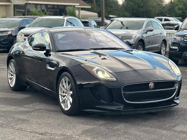 2017 Jaguar F-TYPE Premium's photo