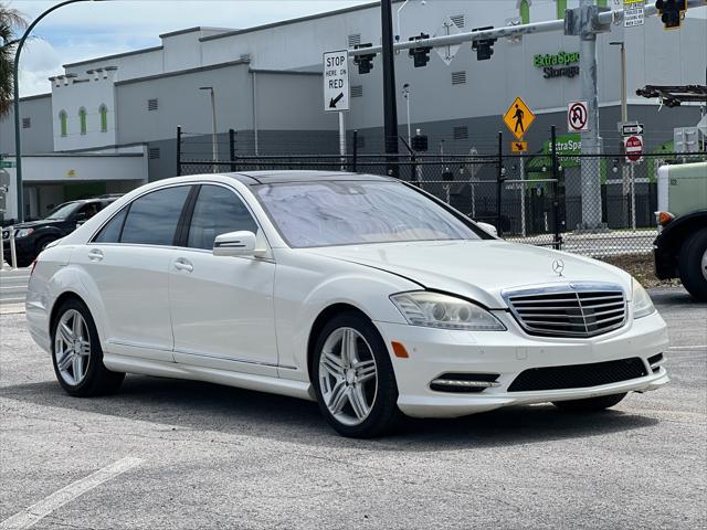2013 Mercedes-Benz S-Class S550's photo
